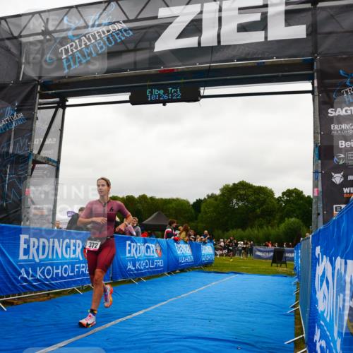 30.08.2026 - Elbe Triathlon Hamburg LAZAROV Photography http://msf.ph/oto/10078945 30.08.2026 10:26:23 Ziel 286, 372 meine-sportfotos.de