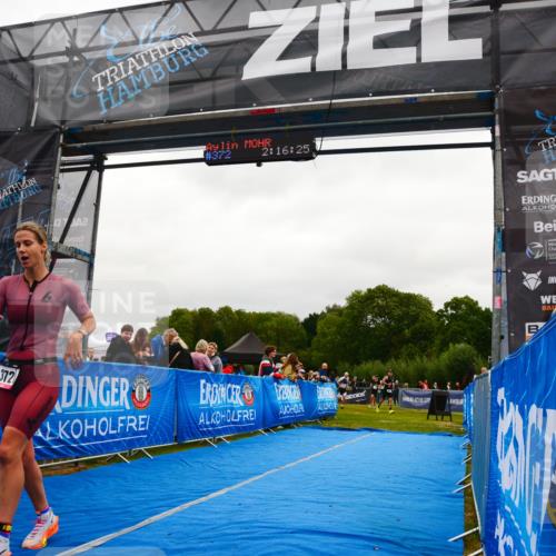 30.08.2026 - Elbe Triathlon Hamburg LAZAROV Photography http://msf.ph/oto/10078949 30.08.2026 10:26:24 Ziel 286, 372 meine-sportfotos.de