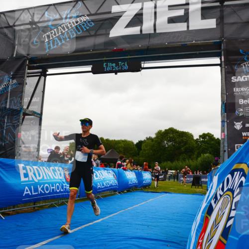 30.08.2026 - Elbe Triathlon Hamburg LAZAROV Photography http://msf.ph/oto/10078952 30.08.2026 10:26:31 Ziel 286, 368 meine-sportfotos.de