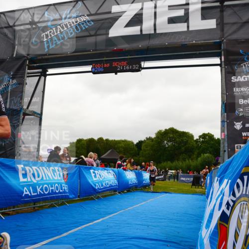 30.08.2026 - Elbe Triathlon Hamburg LAZAROV Photography http://msf.ph/oto/10078957 30.08.2026 10:26:32 Ziel 286, 368 meine-sportfotos.de
