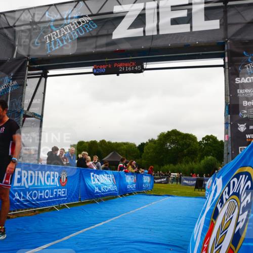 30.08.2026 - Elbe Triathlon Hamburg LAZAROV Photography http://msf.ph/oto/10078967 30.08.2026 10:26:44 Ziel 280 meine-sportfotos.de