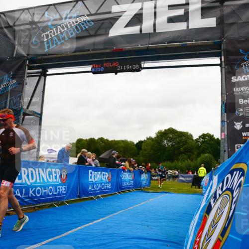 30.08.2026 - Elbe Triathlon Hamburg LAZAROV Photography http://msf.ph/oto/10079004 30.08.2026 10:29:39 Ziel 236, 310, 351 meine-sportfotos.de