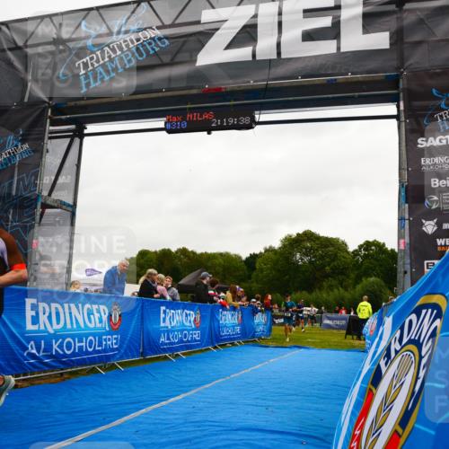 30.08.2026 - Elbe Triathlon Hamburg LAZAROV Photography http://msf.ph/oto/10079005 30.08.2026 10:29:39 Ziel 236, 310, 351 meine-sportfotos.de