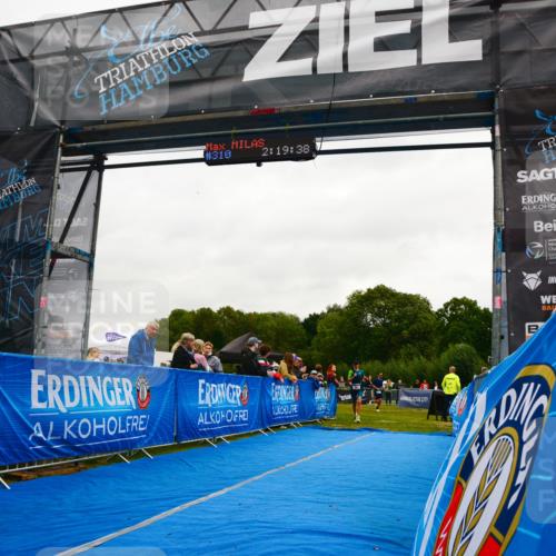 30.08.2026 - Elbe Triathlon Hamburg LAZAROV Photography http://msf.ph/oto/10079006 30.08.2026 10:29:39 Ziel 236, 310, 351 meine-sportfotos.de
