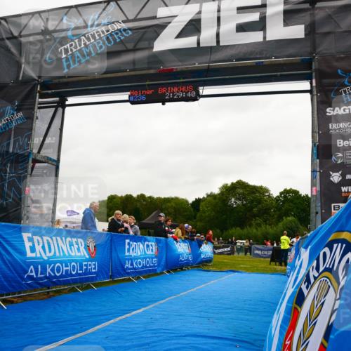 30.08.2026 - Elbe Triathlon Hamburg LAZAROV Photography http://msf.ph/oto/10079012 30.08.2026 10:29:44 Ziel 351 meine-sportfotos.de