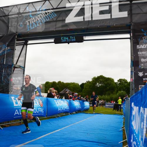 30.08.2026 - Elbe Triathlon Hamburg LAZAROV Photography http://msf.ph/oto/10079024 30.08.2026 10:31:05 Ziel 208, 252, 1895 meine-sportfotos.de