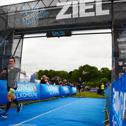 30.08.2026 - Elbe Triathlon Hamburg LAZAROV Photography http://msf.ph/oto/10079025 30.08.2026 10:31:05 Ziel 208, 252, 1895 meine-sportfotos.de