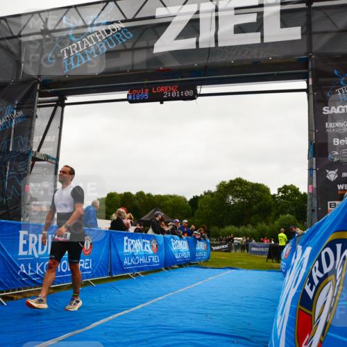 30.08.2026 - Elbe Triathlon Hamburg LAZAROV Photography http://msf.ph/oto/10079038 30.08.2026 10:31:13 Ziel 208 meine-sportfotos.de