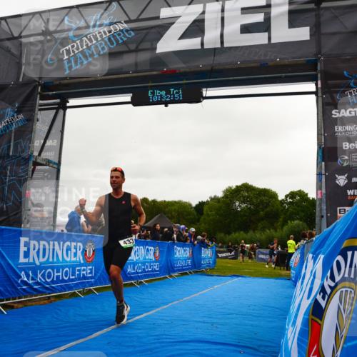 30.08.2026 - Elbe Triathlon Hamburg LAZAROV Photography http://msf.ph/oto/10079063 30.08.2026 10:32:52 Ziel 298, 433 meine-sportfotos.de