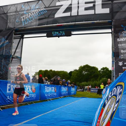 30.08.2026 - Elbe Triathlon Hamburg LAZAROV Photography http://msf.ph/oto/10079073 30.08.2026 10:33:16 Ziel 313, 341 meine-sportfotos.de