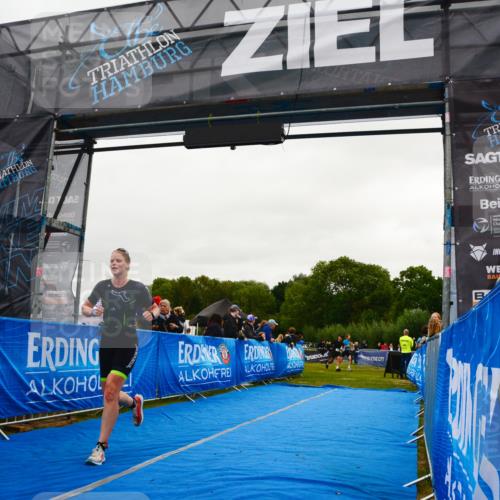 30.08.2026 - Elbe Triathlon Hamburg LAZAROV Photography http://msf.ph/oto/10079091 30.08.2026 10:33:29 Ziel 326, 382 meine-sportfotos.de