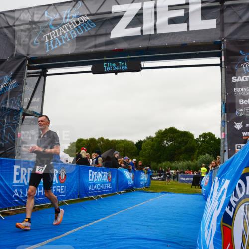 30.08.2026 - Elbe Triathlon Hamburg LAZAROV Photography http://msf.ph/oto/10079103 30.08.2026 10:34:07 Ziel 275 meine-sportfotos.de