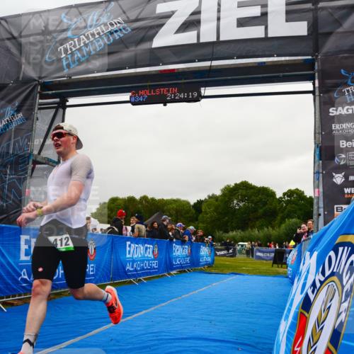 30.08.2026 - Elbe Triathlon Hamburg LAZAROV Photography http://msf.ph/oto/10079115 30.08.2026 10:34:22 Ziel 412 meine-sportfotos.de