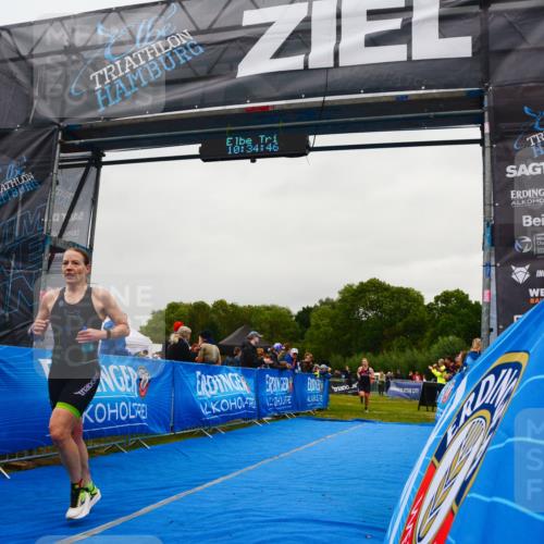 30.08.2026 - Elbe Triathlon Hamburg LAZAROV Photography http://msf.ph/oto/10079119 30.08.2026 10:34:47 Ziel 356, 385 meine-sportfotos.de