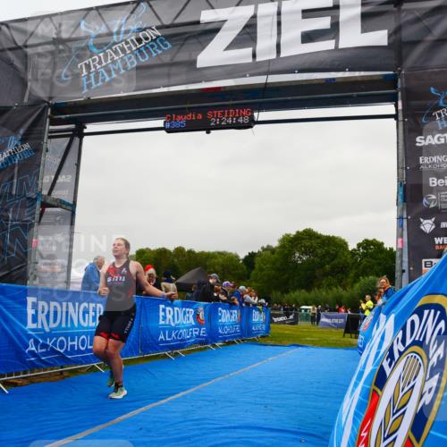 30.08.2026 - Elbe Triathlon Hamburg LAZAROV Photography http://msf.ph/oto/10079123 30.08.2026 10:34:52 Ziel 356 meine-sportfotos.de