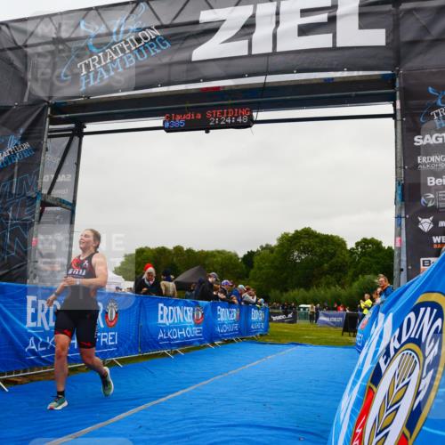 30.08.2026 - Elbe Triathlon Hamburg LAZAROV Photography http://msf.ph/oto/10079125 30.08.2026 10:34:52 Ziel 356 meine-sportfotos.de