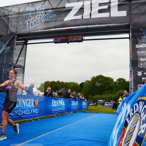 30.08.2026 - Elbe Triathlon Hamburg LAZAROV Photography http://msf.ph/oto/10079128 30.08.2026 10:34:52 Ziel 356 meine-sportfotos.de