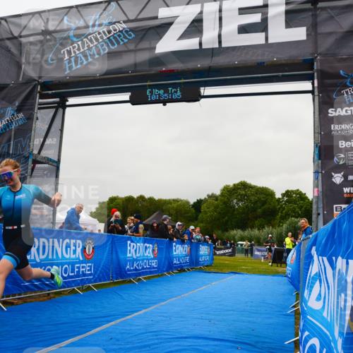 30.08.2026 - Elbe Triathlon Hamburg LAZAROV Photography http://msf.ph/oto/10079131 30.08.2026 10:35:06 Ziel 359 meine-sportfotos.de