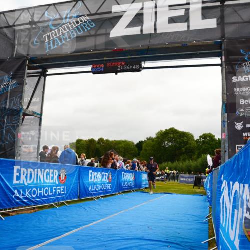 30.08.2026 - Elbe Triathlon Hamburg LAZAROV Photography http://msf.ph/oto/10079516 30.08.2026 10:46:47 Ziel 293, 354, 544 meine-sportfotos.de