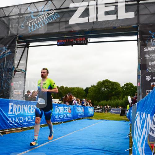 30.08.2026 - Elbe Triathlon Hamburg LAZAROV Photography http://msf.ph/oto/10079526 30.08.2026 10:46:54 Ziel 544 meine-sportfotos.de