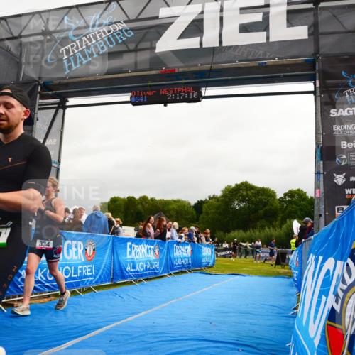 30.08.2026 - Elbe Triathlon Hamburg LAZAROV Photography http://msf.ph/oto/10079536 30.08.2026 10:47:09 Ziel 334, 641 meine-sportfotos.de