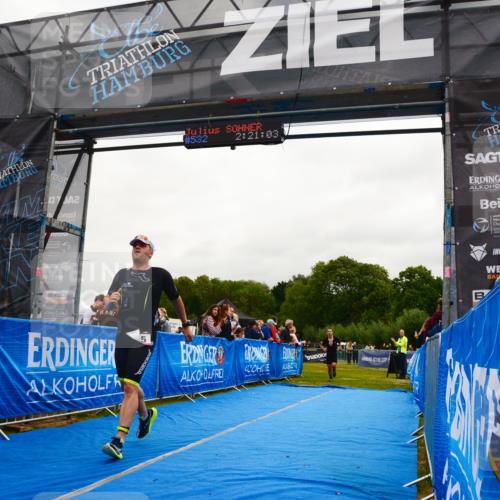 30.08.2026 - Elbe Triathlon Hamburg LAZAROV Photography http://msf.ph/oto/10079594 30.08.2026 10:51:06 Ziel 285, 567 meine-sportfotos.de