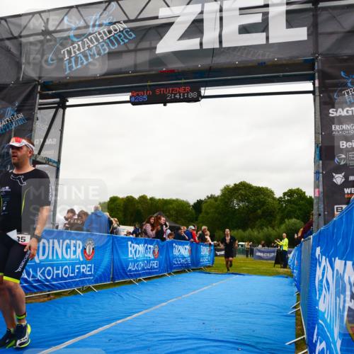 30.08.2026 - Elbe Triathlon Hamburg LAZAROV Photography http://msf.ph/oto/10079598 30.08.2026 10:51:07 Ziel 285, 567 meine-sportfotos.de