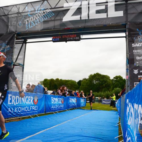 30.08.2026 - Elbe Triathlon Hamburg LAZAROV Photography http://msf.ph/oto/10079599 30.08.2026 10:51:07 Ziel 285, 567 meine-sportfotos.de