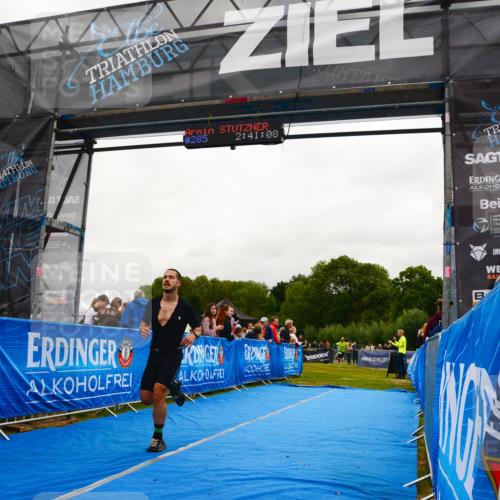 30.08.2026 - Elbe Triathlon Hamburg LAZAROV Photography http://msf.ph/oto/10079600 30.08.2026 10:51:09 Ziel 285, 567, 705 meine-sportfotos.de