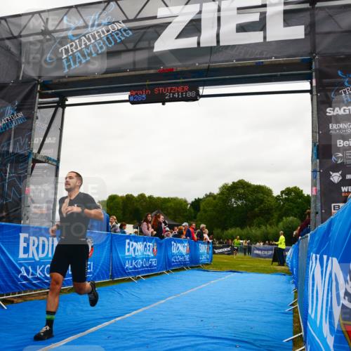 30.08.2026 - Elbe Triathlon Hamburg LAZAROV Photography http://msf.ph/oto/10079602 30.08.2026 10:51:10 Ziel 285, 567, 705 meine-sportfotos.de