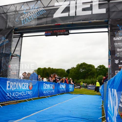 30.08.2026 - Elbe Triathlon Hamburg LAZAROV Photography http://msf.ph/oto/10079605 30.08.2026 10:51:10 Ziel 285, 567, 705 meine-sportfotos.de