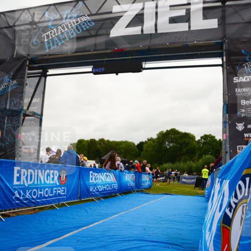 30.08.2026 - Elbe Triathlon Hamburg LAZAROV Photography http://msf.ph/oto/10079617 30.08.2026 10:51:23 Ziel 489, 670 meine-sportfotos.de