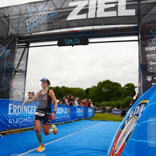 30.08.2026 - Elbe Triathlon Hamburg LAZAROV Photography http://msf.ph/oto/10079634 30.08.2026 10:51:44 Ziel 392 meine-sportfotos.de