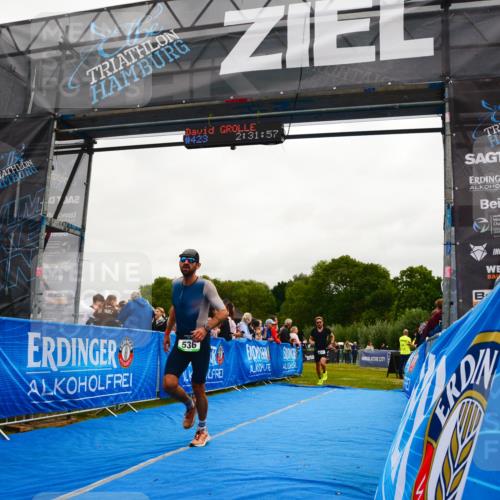30.08.2026 - Elbe Triathlon Hamburg LAZAROV Photography http://msf.ph/oto/10079641 30.08.2026 10:52:00 Ziel 452, 536 meine-sportfotos.de