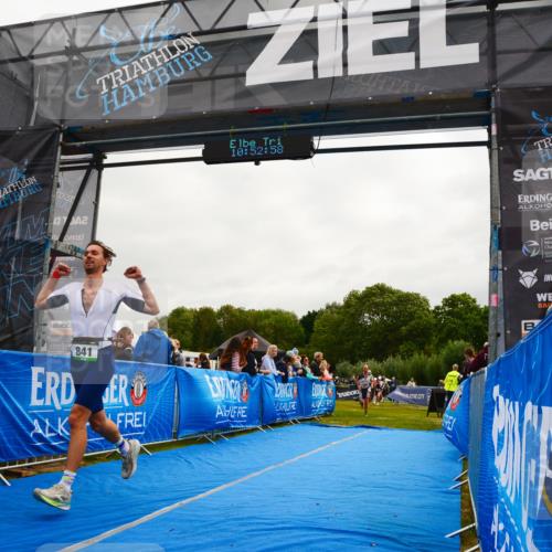 30.08.2026 - Elbe Triathlon Hamburg LAZAROV Photography http://msf.ph/oto/10079663 30.08.2026 10:52:58 Ziel 260, 281, 389, 841 meine-sportfotos.de