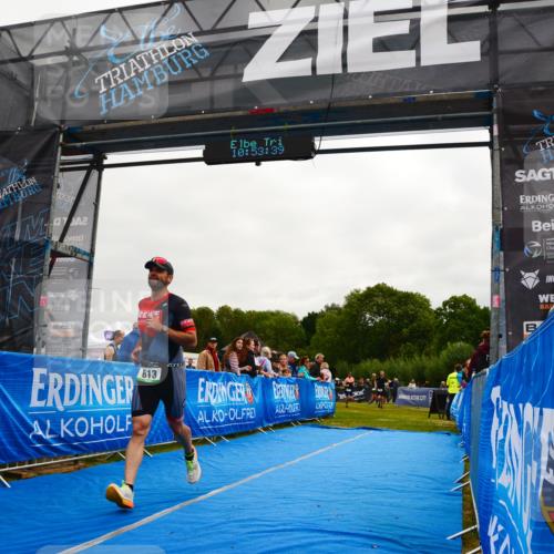 30.08.2026 - Elbe Triathlon Hamburg LAZAROV Photography http://msf.ph/oto/10079687 30.08.2026 10:53:40 Ziel 613 meine-sportfotos.de
