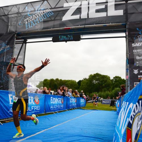 30.08.2026 - Elbe Triathlon Hamburg LAZAROV Photography http://msf.ph/oto/10079729 30.08.2026 10:55:19 Ziel 353, 438, 493, 519, 663 meine-sportfotos.de