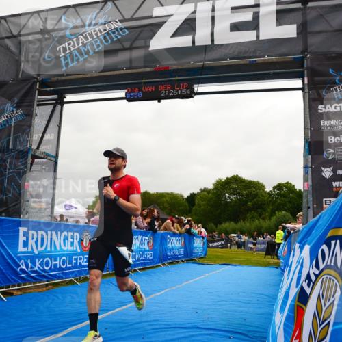 30.08.2026 - Elbe Triathlon Hamburg LAZAROV Photography http://msf.ph/oto/10079795 30.08.2026 10:56:56 Ziel 550, 668 meine-sportfotos.de
