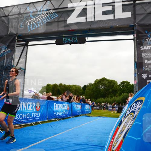 30.08.2026 - Elbe Triathlon Hamburg LAZAROV Photography http://msf.ph/oto/10079807 30.08.2026 10:57:21 Ziel 386 meine-sportfotos.de