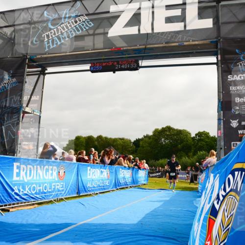 30.08.2026 - Elbe Triathlon Hamburg LAZAROV Photography http://msf.ph/oto/10079833 30.08.2026 10:58:39 Ziel 480, 588 meine-sportfotos.de