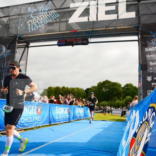 30.08.2026 - Elbe Triathlon Hamburg LAZAROV Photography http://msf.ph/oto/10079846 30.08.2026 10:58:43 Ziel 480, 588 meine-sportfotos.de