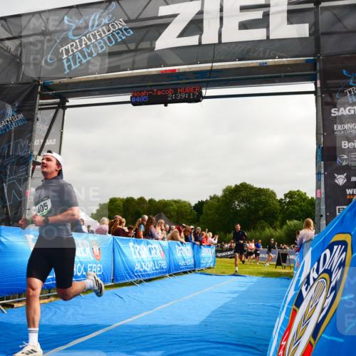 30.08.2026 - Elbe Triathlon Hamburg LAZAROV Photography http://msf.ph/oto/10079866 30.08.2026 10:59:16 Ziel 405, 418, 542 meine-sportfotos.de
