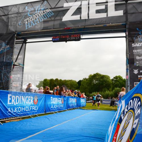 30.08.2026 - Elbe Triathlon Hamburg LAZAROV Photography http://msf.ph/oto/10079876 30.08.2026 10:59:20 Ziel 331, 418, 542 meine-sportfotos.de