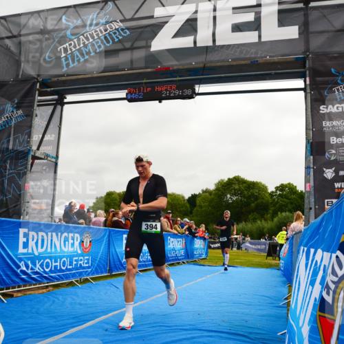 30.08.2026 - Elbe Triathlon Hamburg LAZAROV Photography http://msf.ph/oto/10079913 30.08.2026 10:59:50 Ziel 394, 634, 761 meine-sportfotos.de