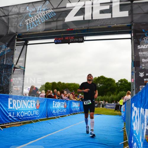 30.08.2026 - Elbe Triathlon Hamburg LAZAROV Photography http://msf.ph/oto/10079914 30.08.2026 10:59:52 Ziel 394, 634, 761 meine-sportfotos.de