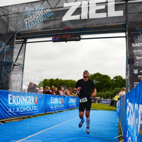 30.08.2026 - Elbe Triathlon Hamburg LAZAROV Photography http://msf.ph/oto/10079915 30.08.2026 10:59:52 Ziel 394, 634, 761 meine-sportfotos.de