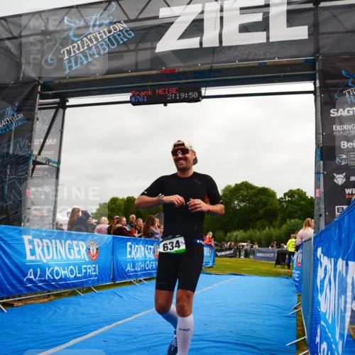 30.08.2026 - Elbe Triathlon Hamburg LAZAROV Photography http://msf.ph/oto/10079919 30.08.2026 10:59:53 Ziel 394, 634 meine-sportfotos.de