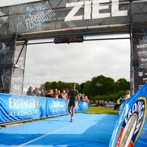 30.08.2026 - Elbe Triathlon Hamburg LAZAROV Photography http://msf.ph/oto/10079921 30.08.2026 11:00:05 Ziel 499 meine-sportfotos.de