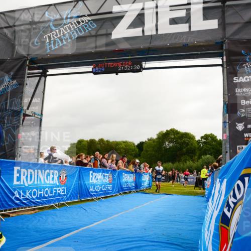 30.08.2026 - Elbe Triathlon Hamburg LAZAROV Photography http://msf.ph/oto/10080017 30.08.2026 11:02:32 Ziel 434, 529, 552, 597, 637, 739, 1116 meine-sportfotos.de