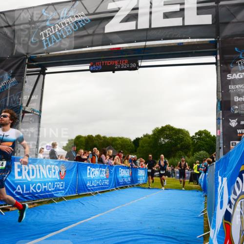 30.08.2026 - Elbe Triathlon Hamburg LAZAROV Photography http://msf.ph/oto/10080021 30.08.2026 11:02:35 Ziel 434, 552, 637, 739, 1116 meine-sportfotos.de